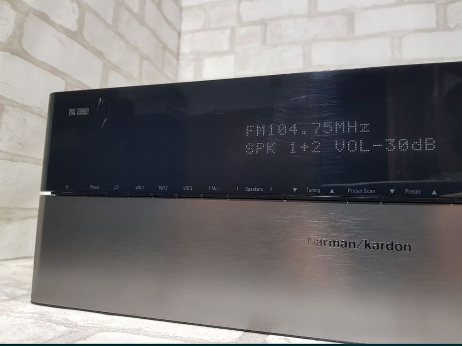 AV Cтерео ресивер HARMAN KARDON AVR 3390+1,  2 х 80 Вт 
AV ресивер HAR