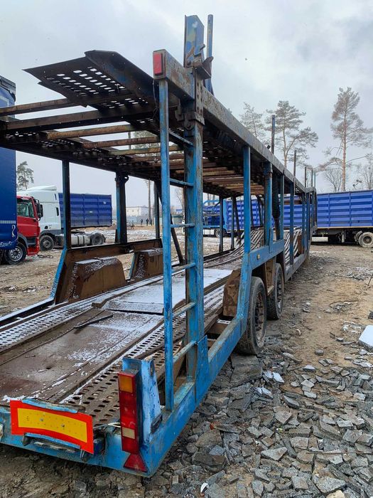 Автовоз напівпричіп