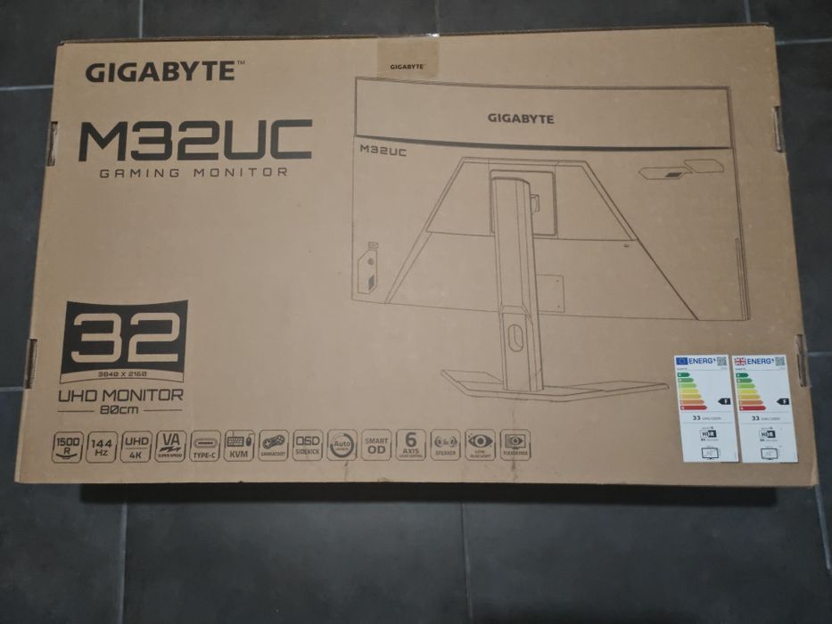 Monitor curvo 4k Gigabyte M32UC