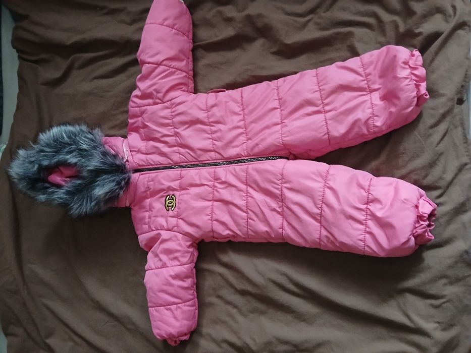 Зимний комбинезон на девочку