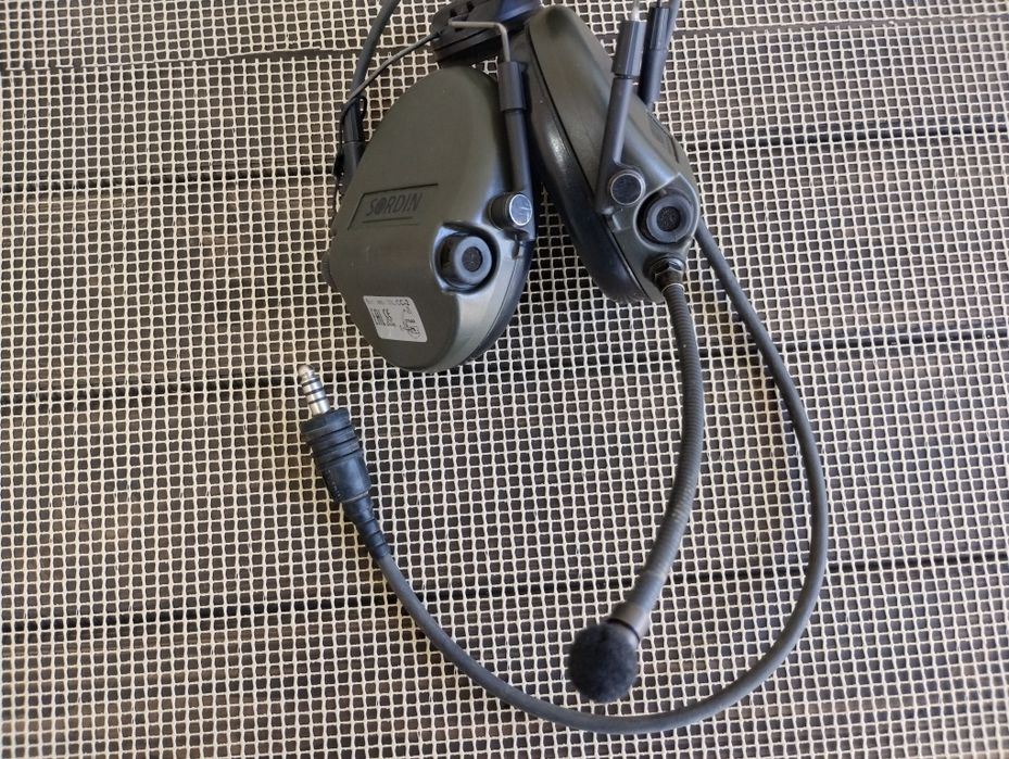 Ремонт та модернізація активних навушників та ппт