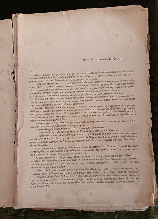 Adiantamentos família real