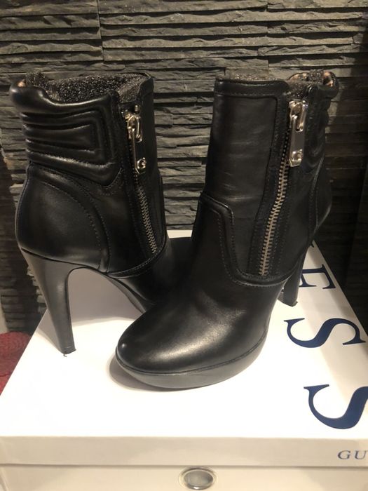 Botki GUESS rozmiar 37