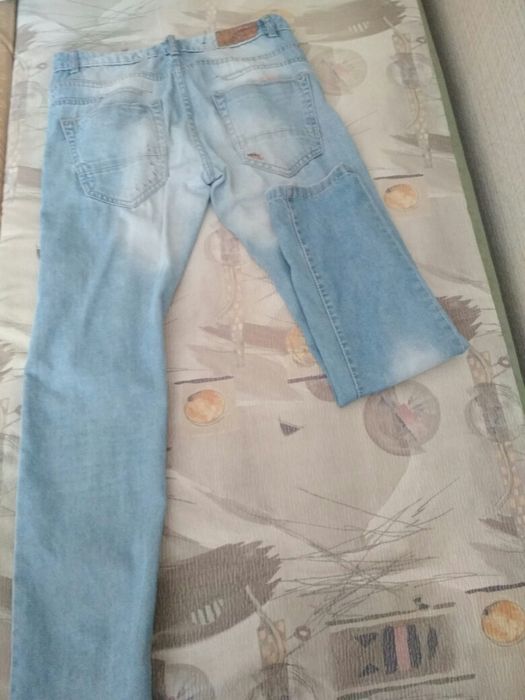 Джинсы фирмы Bershka