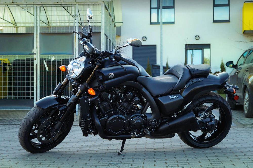Yamaha V-MAX 1679cc V4 1700 195KM Black Edition B. NISKI PRZEBIEG FV Marża