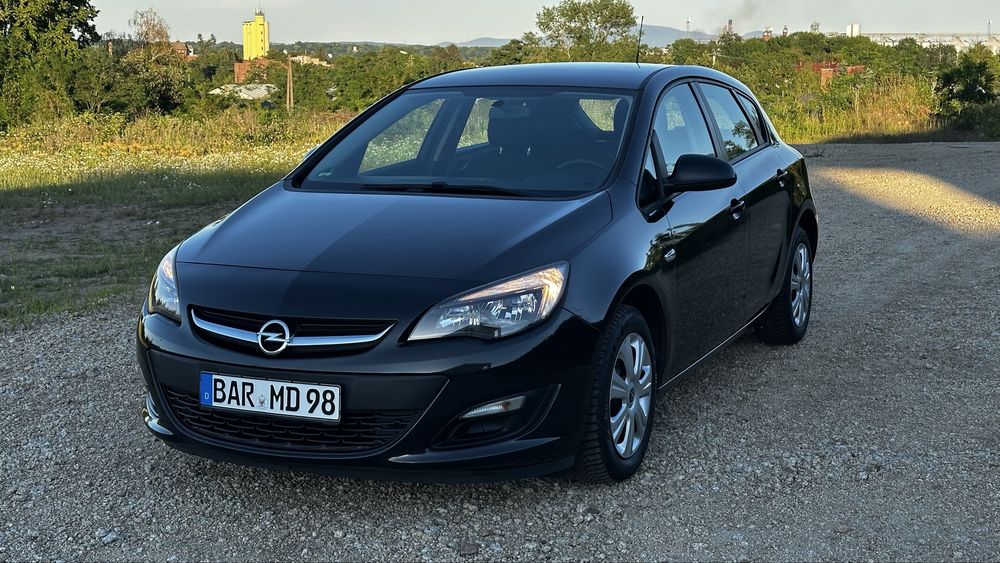 Opel Astra 1.4 Benzyna | 2013 r. | Po serwisie |