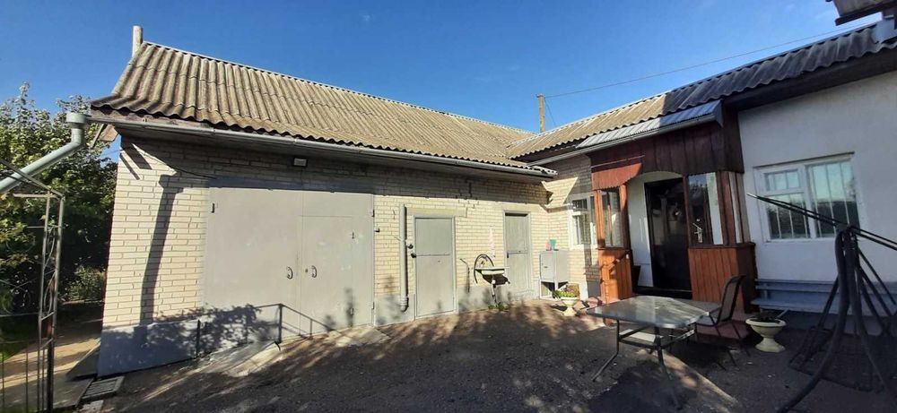 Продається будинок в м. Диканька