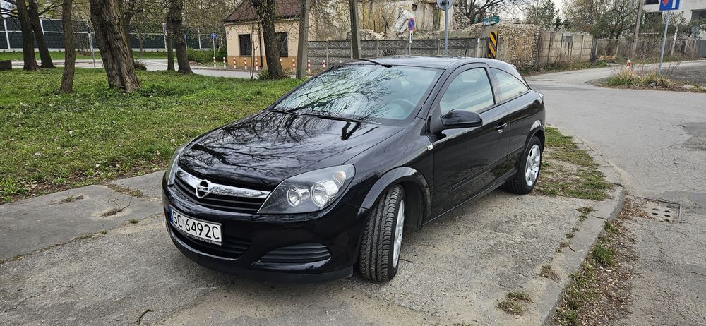 Opel Astra GTC 1,7 diesel