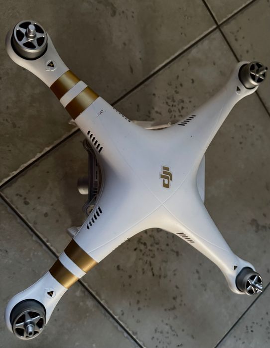 DJI Phantom 3 Professional 4K