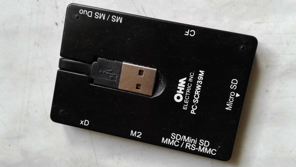 USB.2.0 Compact Multi Card  PC-SCRW39M