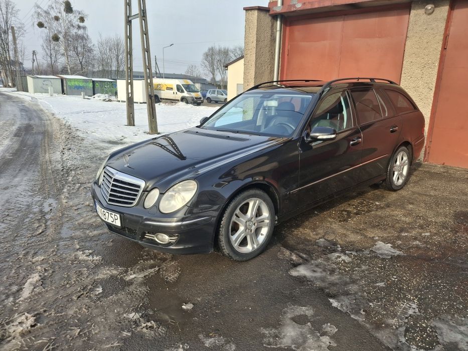 Sprzedam Mercedes W211 z silnikiem 1.8 i Instalacja  LPG BRC TYP  E200