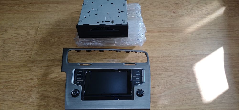 Ecran Multimedia MIB1  VW GOLF VII 2014
Sistema Multimedia MIB 2
Siste