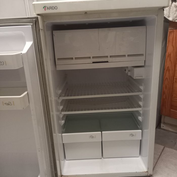 Lodówka 50 x 52 x 85 cm ARDO biała sprawna
