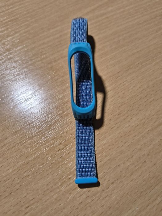 Ремешок на фитнес браслет Mi band 3, 4, 5, 6