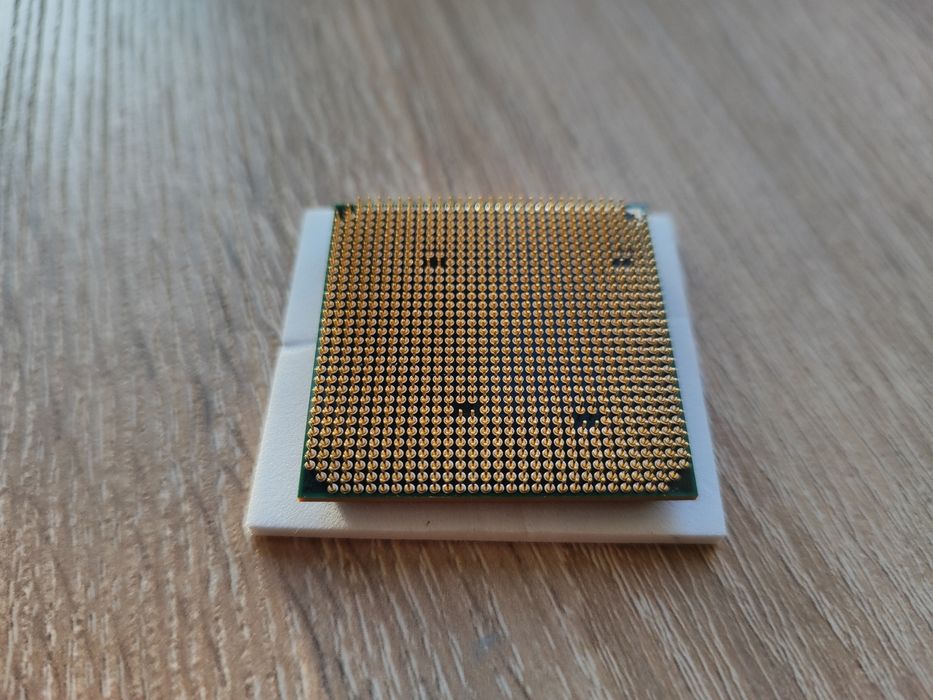 Процессор FX8300 3.3 GHz 8 ядер сокет AM3+