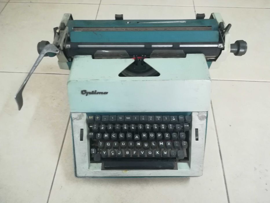 Máquina de escrever