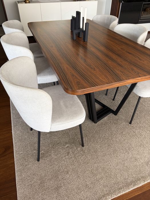 Vendo Mesa + Cadeiras sala Jantar Pau Ferro NOVA