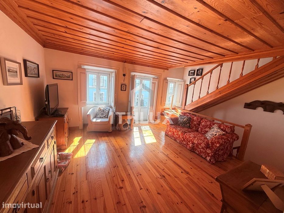 T3+1 Duplex com Alma de Moradia | Lapa – Estrela