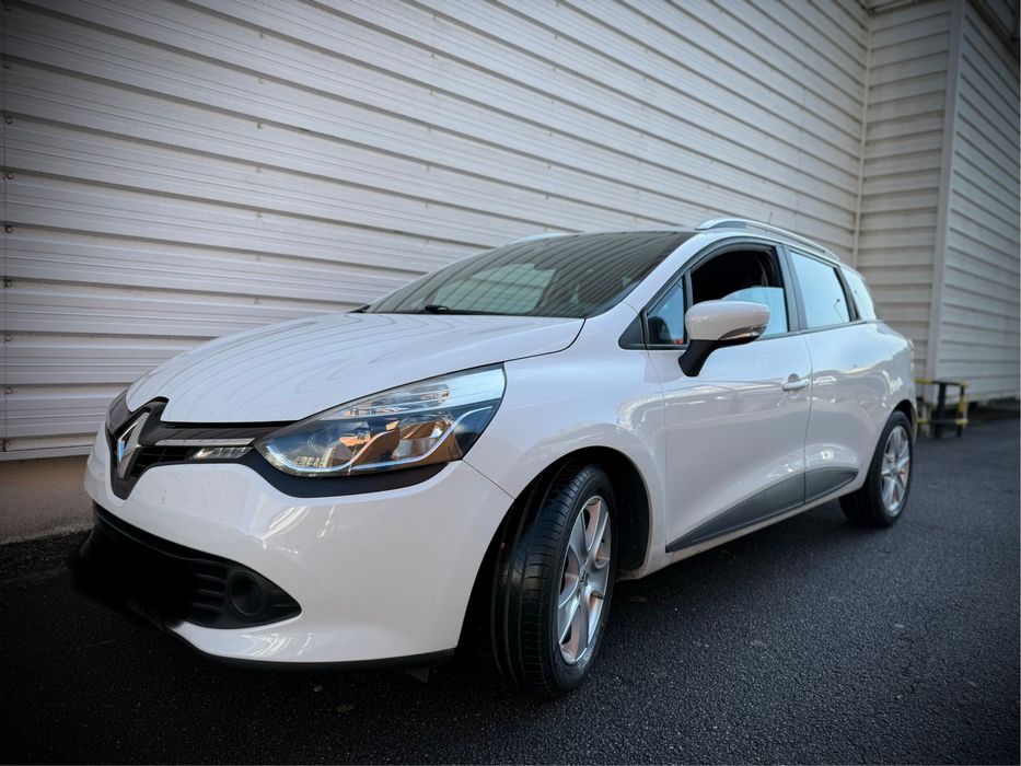 Renault Clio Sport Tourer-1.5 dCI- Historial completo na Marca