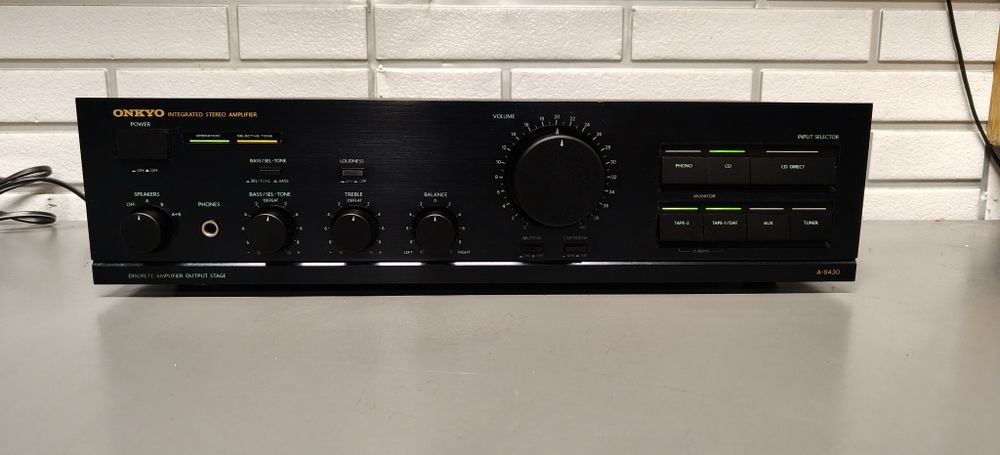 Wzmacniacz integra ONKYO A-8430