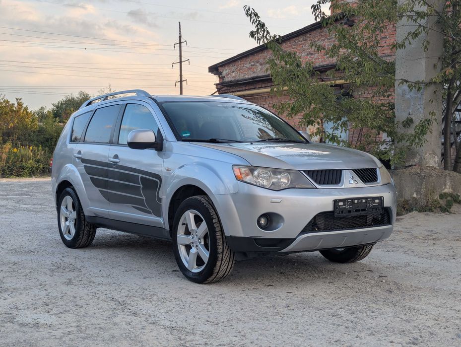 Міцубісі Аутлендер ХЛ 2.0 дизель 4х4 Mitsubishi Outlander 2.0 XL 4WD на ЗСУ