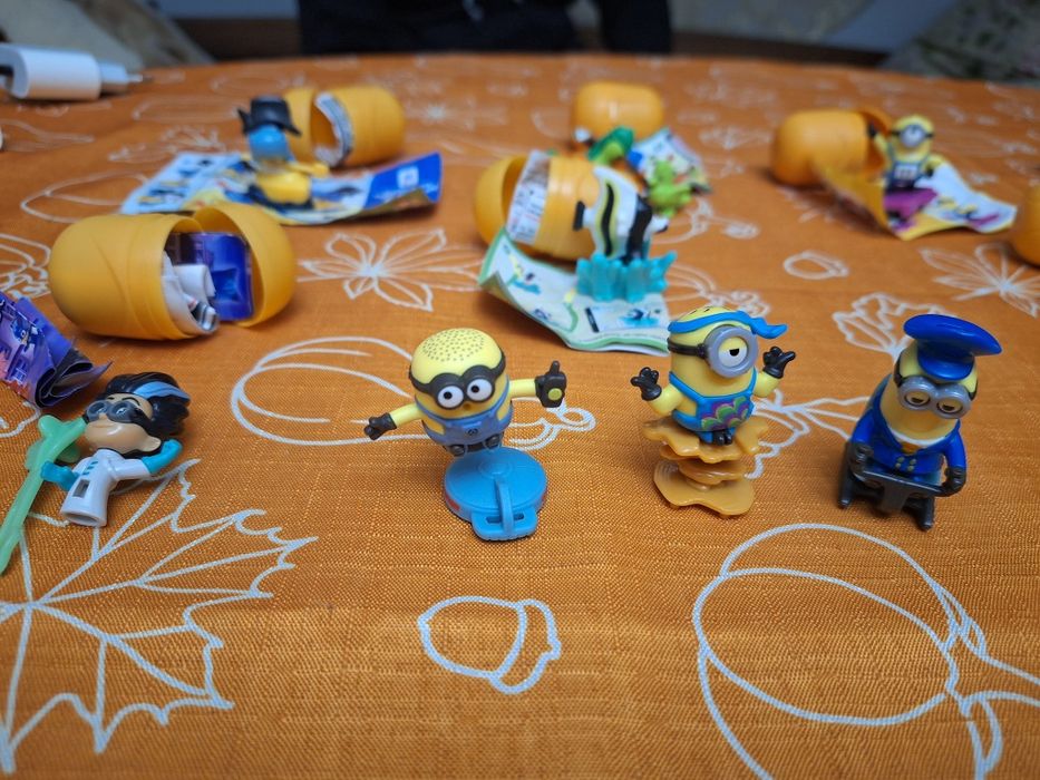 Киндеры Миньоны, Бегемотик, животные и др.