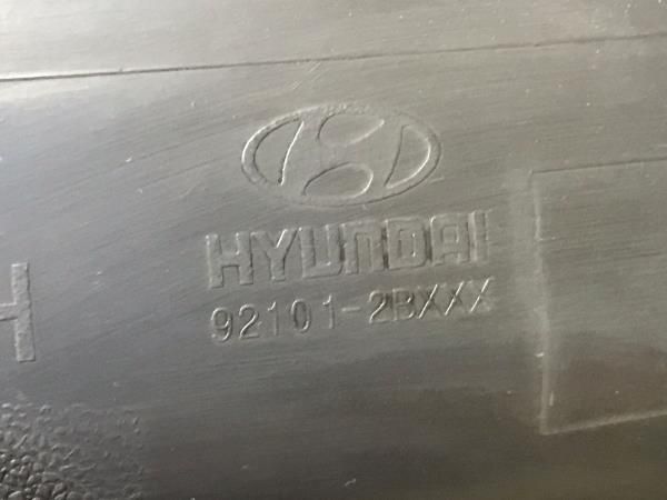 Ótica / farol esquerda HYUNDAI Santa Fé II (CM)