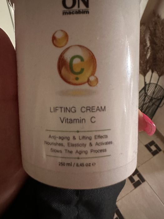ONmacabim крем-ліфтинг з вітаміном С LIFTING CREAM VITAMIN C  250ml.