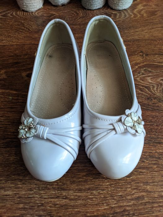 Туфельки. Туфлі.