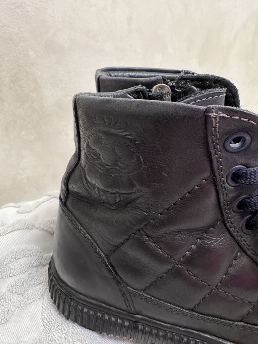 Продам чёрные кожаные ботинки