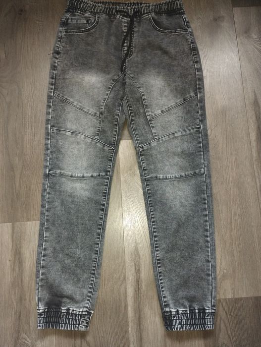 Spodnie jeansowe jogger