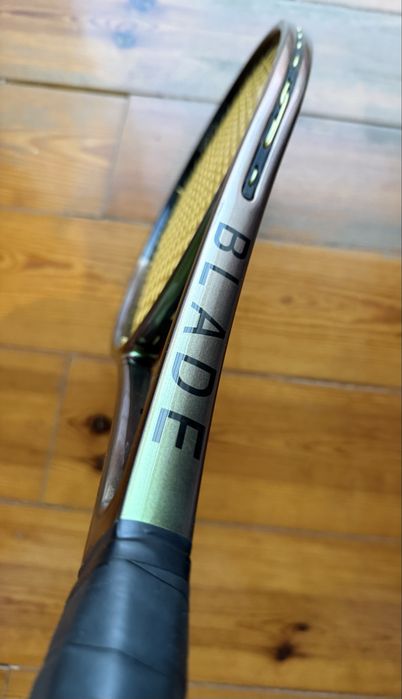 Racket Wilson Blade V8 Pro stock 98