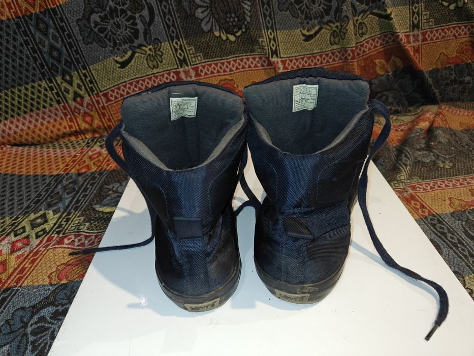 Чоловічі черевики Levis