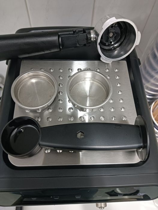 Maquina café cecotec instante ccino 20 na garantia