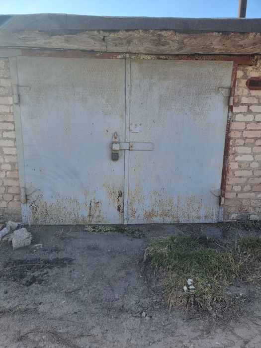 Гараж в кооперативі "Проект"