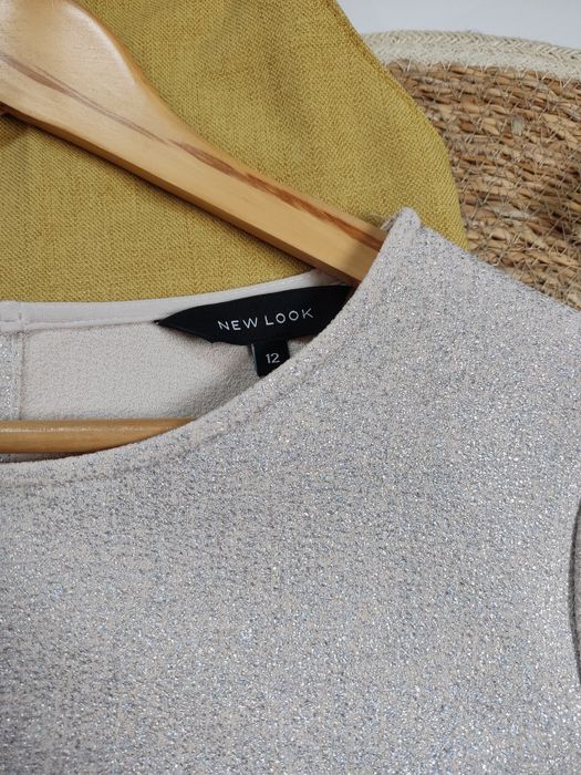 Блискуча блуза вільного крою в розмірі М