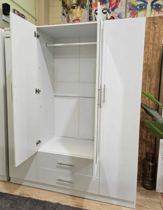 Roupeiro 4 portas branco Novo Levamos a sua casa Envio gratis