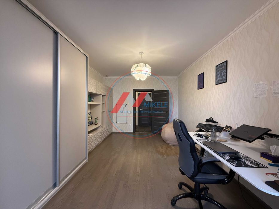 Без% 3к 90м2 вул. Тарасівська 36-А м. Олімпійська Університет