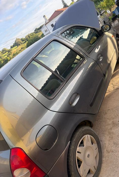 Renault Clio ii 1.2 8v