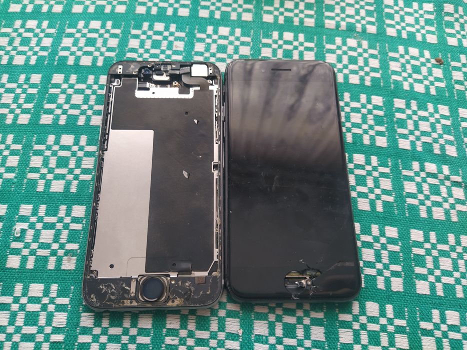 Продам 2 смартфони