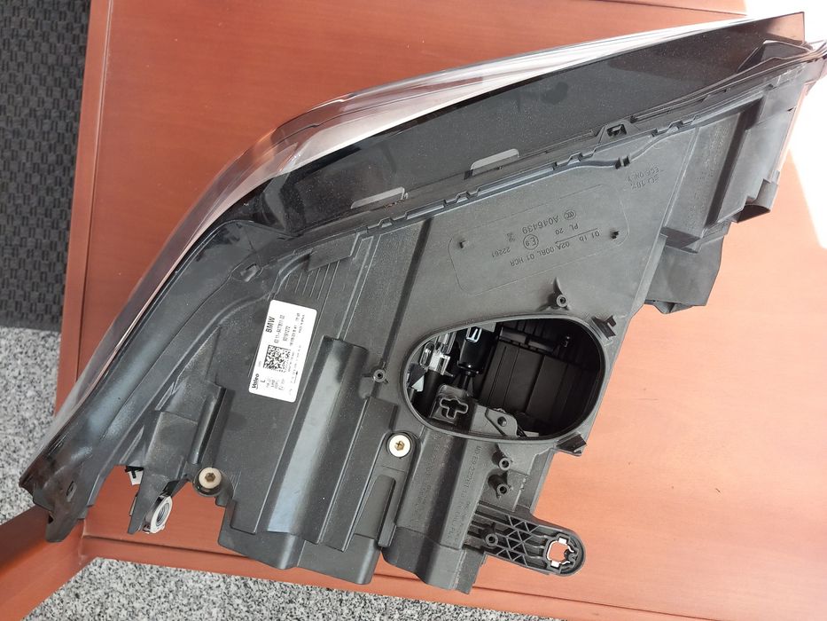 Farol BMW X1 Full LED esquerdo