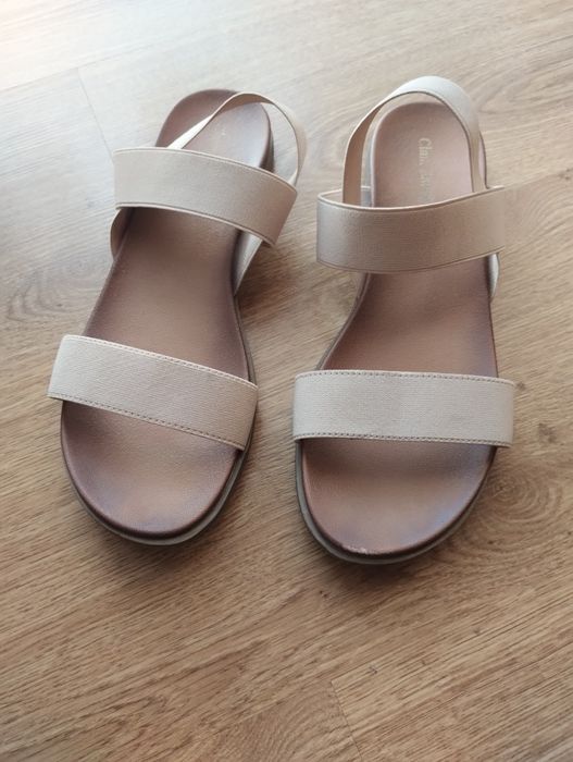 Płaskie sandały Clara Barison