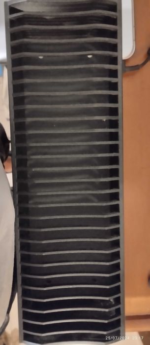 Caixa de armazenamento para CDs ou DVDs