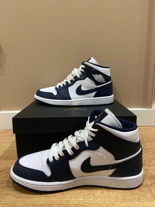 Air Jordan 1 Mid (NOVO)