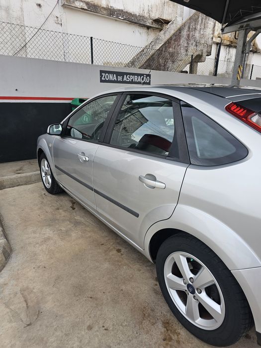 Ford Focus 1600 110cv