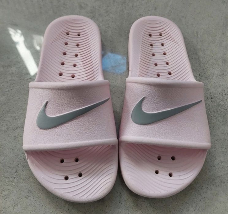 Klapki Nike 38 różowe