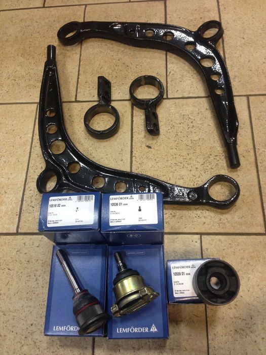 Передние рычаги (бумеранги) БМВ Е30,Е36 (новые, б/у, с шаровыми и без)