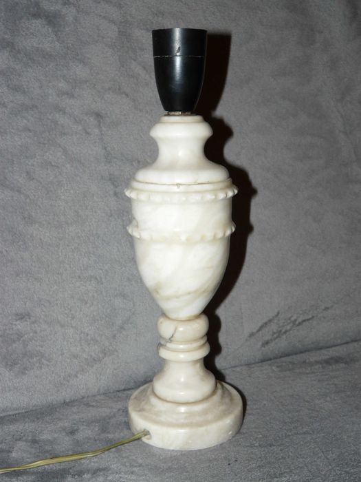 Lampa Marmurowy cokół