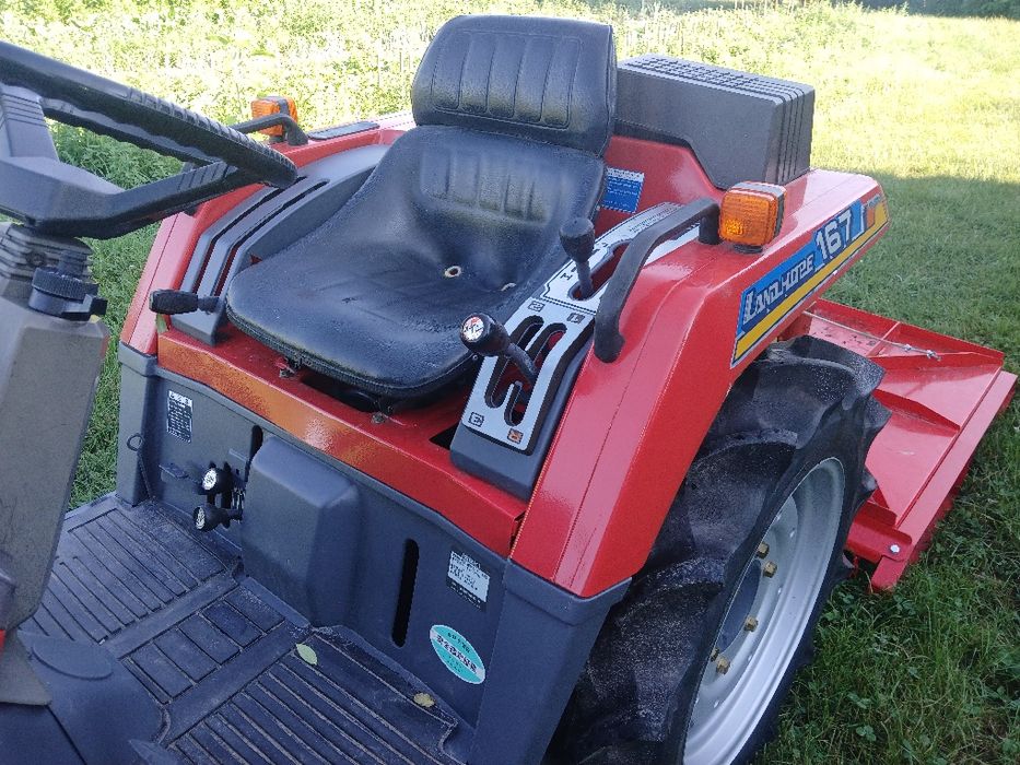 Japoński traktor iseki 4x4 kosiarka mulczer 4x4
