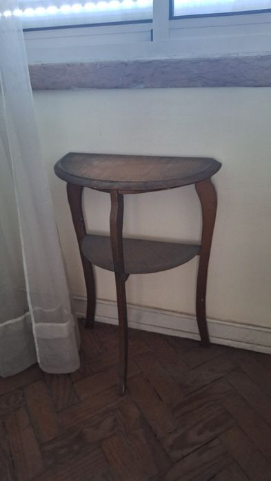Antique side table64861602490114121